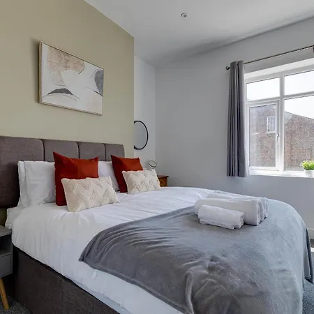 No 2 At Empire 39 Apartman Scarborough