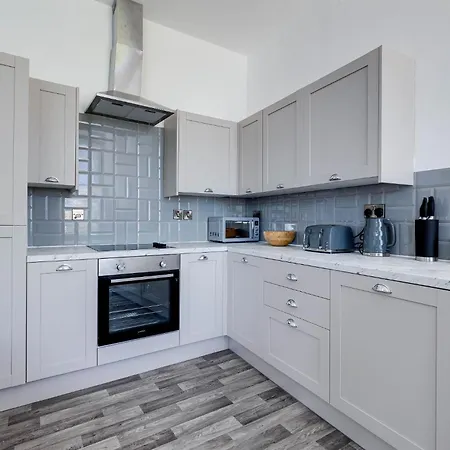 No 2 At Empire 39 * 스카버러